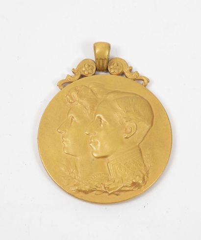 ESPAGNE, début du XXème siècle Médaille commémorative en bronze doré pour l'Exposition...