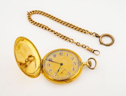null Pocket watch in yellow gold (750) 

Back and front cover with plain decoration....