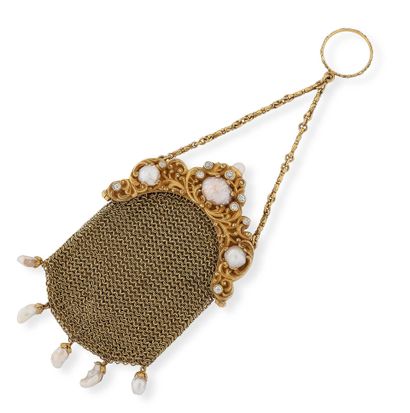 Yellow gold (585) purse with a unified design...