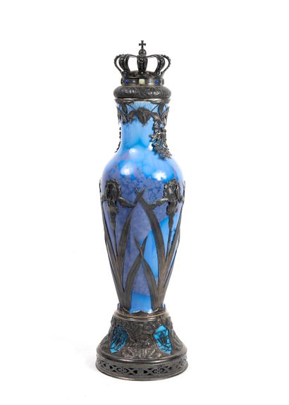 Manufacture ROYAL COPENHAGUE et Atelier MICHELSEN 
Large ceramic spindle-shaped vase...