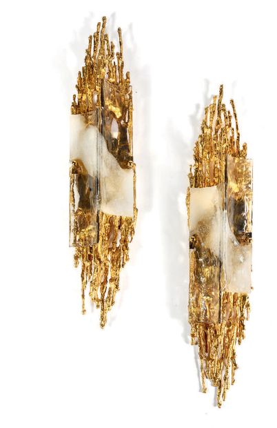 Attribué à Claude Victor BOELTZ (1937) Pair of sconces.
Model in bronze and gilded...