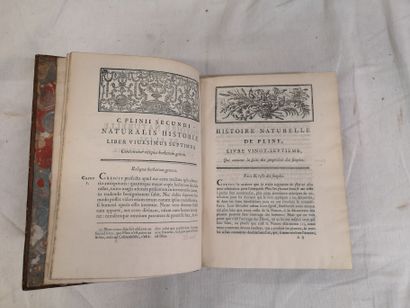 null Histoire naturelle de Pline, translated into French with the Latin text.

Paris,...