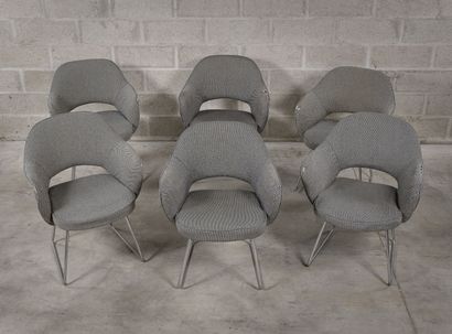 Eero Saarinen (1910-1961) Lot de 6 fauteuils Conférence. 
Modèle conçu en 1957. 
Structure...