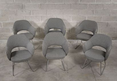 Eero Saarinen (1910-1961) 
Lot de 6 fauteuils Conférence.




Modèle conçu en 1957.




Structure...