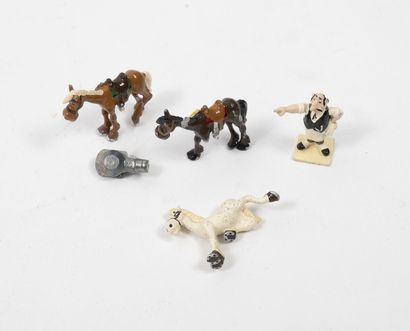 MORRIS PIXI Paris.

Collection Mini & City of Lucky Luke.

Lot including three horses,...