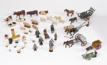 null Ensemble de figurines en plomb peintes comprenant : 

-19 fermiers, fermières,...