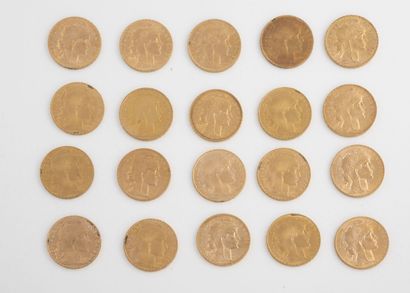 France Lot de vingt pièces de 20 francs or, 5 x 1908, 7 x 1909, 2 x 1910, 4 x 1911,...