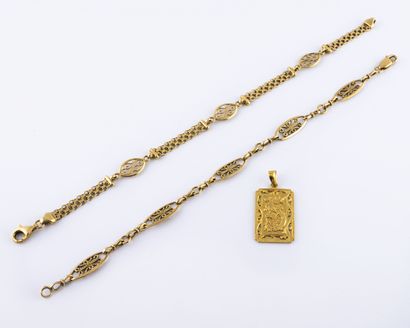 null Lot de bijoux en or jaune (750) comprenant : 

- Un bracelet à maille fantaisie...