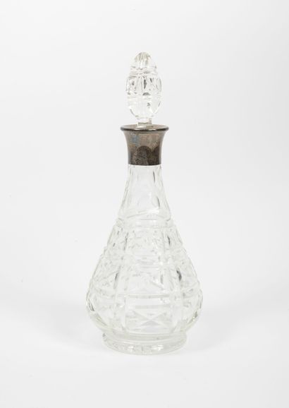 Carafe out of crystal cut of points of diamonds...