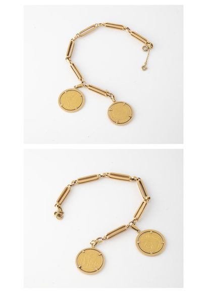 null Chaîne de montre transformée en bracelet à maillons ovales ajourés en or jaune...