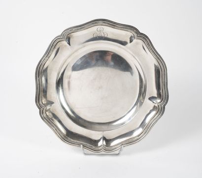 null Petite coupe ovale en argent (950) ajourée à anses feuillagées et décor de rinceaux...
