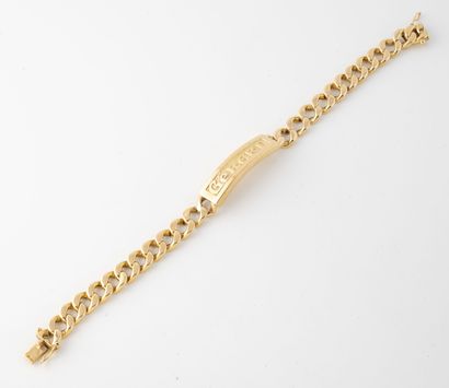 Bracelet gourmette creuse en or jaune (750)...
