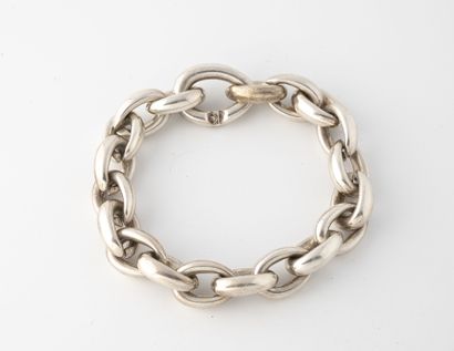 HERMES Bracelet " Acrobate "en argent (925).

Signé. 

Poids : 98 g - Long. : 21...