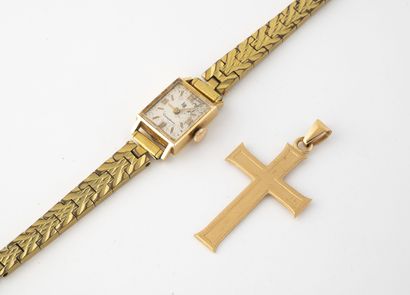 LIP Montre bracelet de dame.

Boîtier rectangulaire en or jaune (750).

Cadran irisé,...
