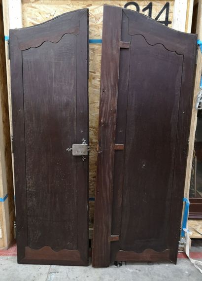 FRANCE, seconde moitié du XVIIIème siècle Pair of mahogany cabinet doors, with stained...