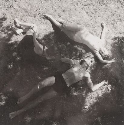 Josef EHM (1909-1989) Resting on the Grass, circa 1936-38.

Silver print from the...
