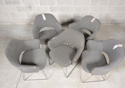 Eero Saarinen (1910-1961) Lot of 10 conference chairs.

Model designed in 1957.

Metal...