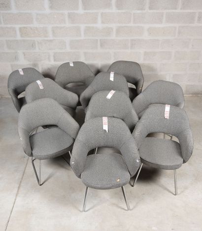 Eero Saarinen (1910-1961) Lot de 10 fauteuils Conférence. 
Modèle conçu en 1957....
