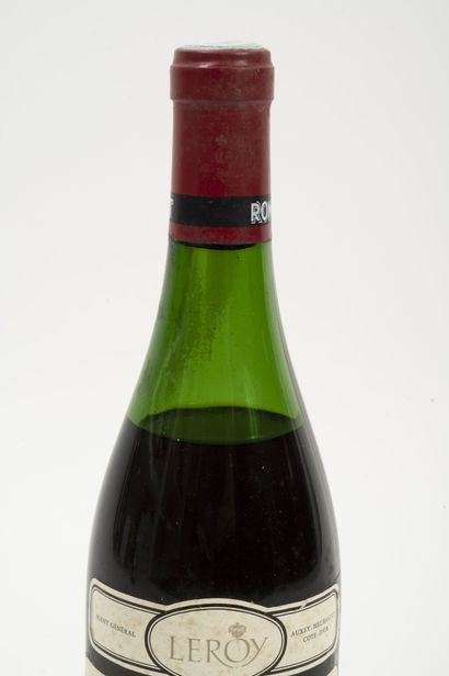 ROMANÉE-SAINT-VIVANT 1 bouteille, 1975.

Domaine de la Romanée-Conti.

Numérotée...