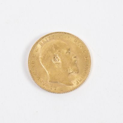 ROYAUME UNI A gold coin of a sovereign. 

Edward VII, 1909.

Weight : 7,9 g.

Some...