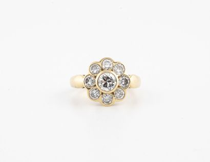 Yellow gold (750) daisy ring set with brilliant-cut...