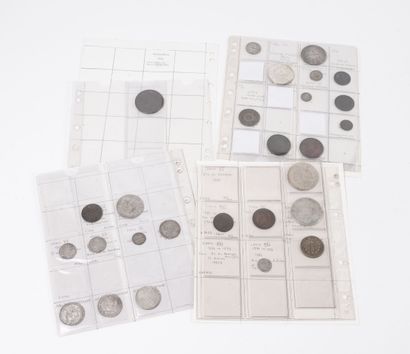 FRANCE, de LOUIS XV à NAPOLEON Ier Lot of silver (min. 800) and metal coins and tokens.

Wear,...