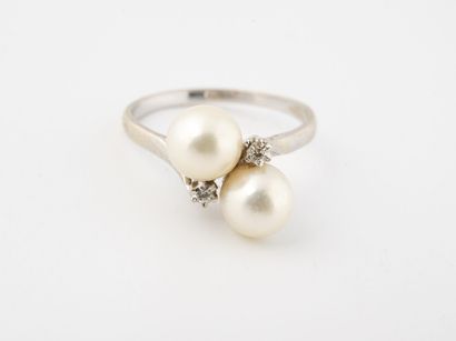 null Bague Toi et Moi en or gris (750) ornée de deux perles de culture blanches,...