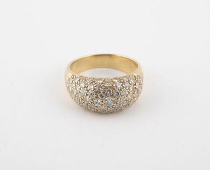 Yellow gold (750) ring, paved with brilliant-cut...