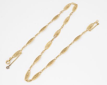 Yellow gold (750) necklace with openwork...