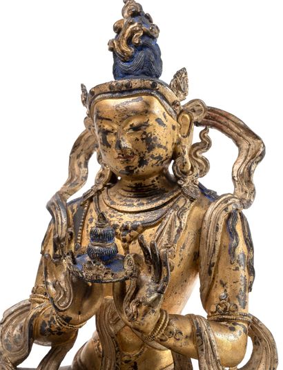 CHINE - époque Qianlong (1736-1795) 
Important statue.



In gold lacquered bronze...