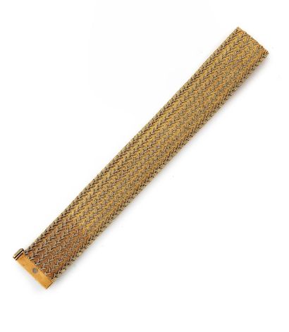 Beau bracelet ruban en or jaune (750) à mailles...