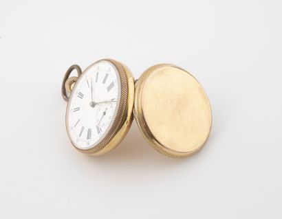 null Pocket watch in yellow gold (750).

Back cover with plain decoration and case...