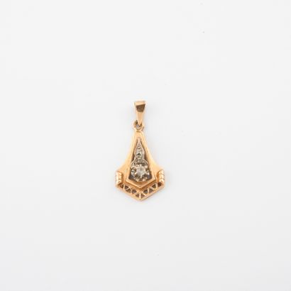 Yellow gold (750) pendant set with small...