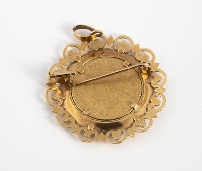 null Pendant brooch holding a 10 franc gold coin, Napoleon III laureate, 1868, in...