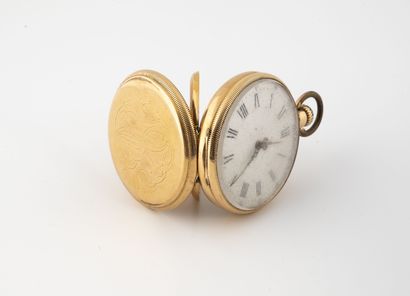 null Pocket watch in yellow gold (750).

Cover plain, figured.

White enamelled dial,...