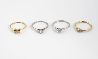 Lot of 4 solitaire rings in gold (750) white...
