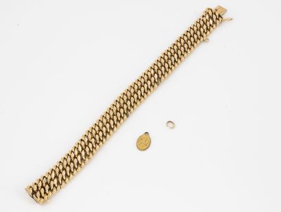 Bracelet with American mesh in yellow gold...