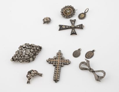 null Lot de bijoux en argent (800) avec pierres blanches de fantaisie : 

- un pendentif...