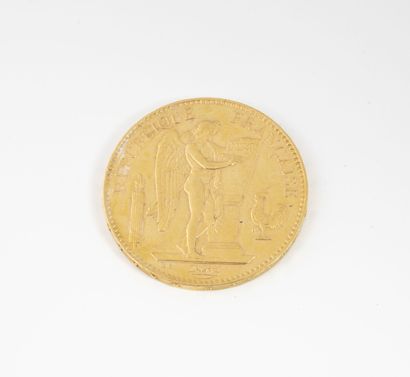 France A 100 francs gold coin, Paris, 1901. 

Weight : 32.2 g.

Wear and scratch...