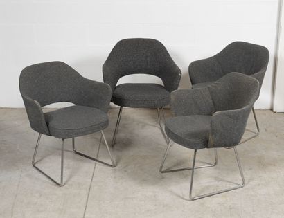 Eero Saarinen (1910-1961) Lot de 4 fauteuils Conférence.

Modèle conçu en 1957.

Structure...