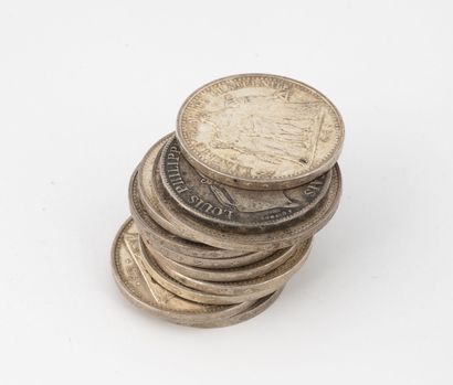 France Lot de pièces en argent :

- 1 x 5 Francs 1837.

- 9 x 10 Francs & 1 x 50...