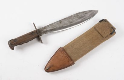 null American Bolo dagger model 1917.

Blade dated Plumb 1918.

With canvas and leather...