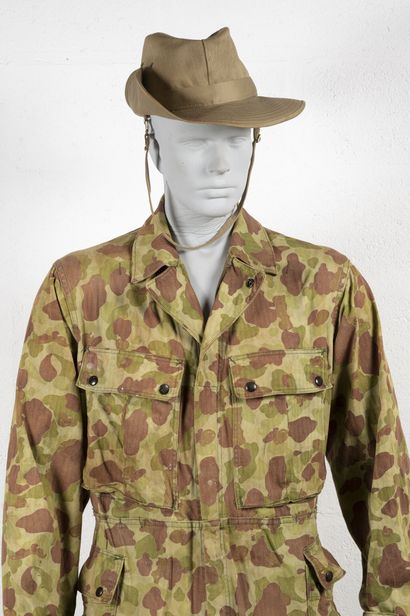 null Mannequin équipé d'une combinaison américaine en toile HBT USMC camouflée avec...