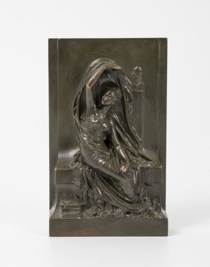 D'après Henri CHAPU (1833-1891) "The thought - or a muse"

Bas-relief. Proof in bronze...