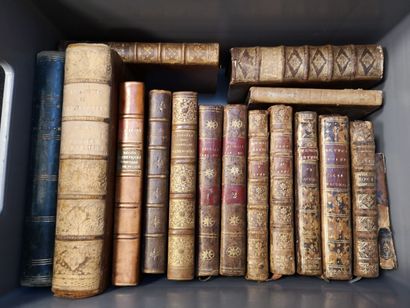  16 livres de différents formats, dont : 
- L'année littéraire, 1765. Amsterdam,...