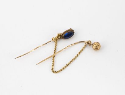 Pair of yellow gold (750) collar pins linked...