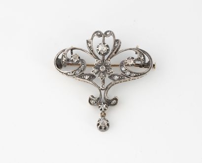 
Yellow gold (750) and silver brooch with...