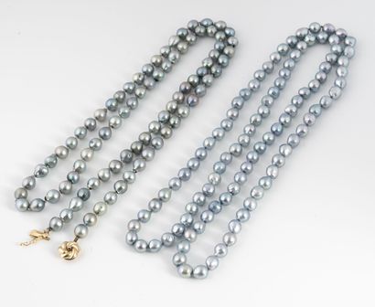 Lot of two Tahitian cultured pearl necklaces....