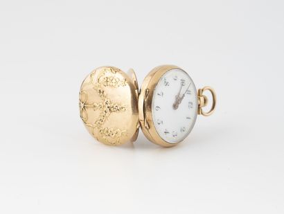 null Yellow gold (750) collar watch, the cover decorated with a flower garland and...