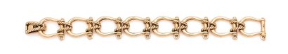 null Yellow gold (750) bracelet with a chain link in the form of a rigging manila...
